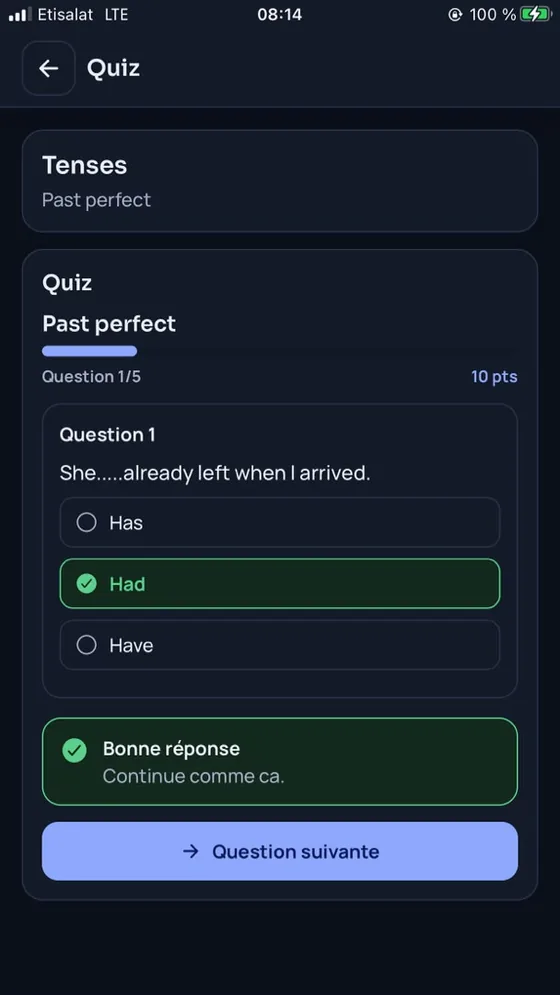 Quiz iSkul en cours : question, réponse validée et passage à la question suivante.